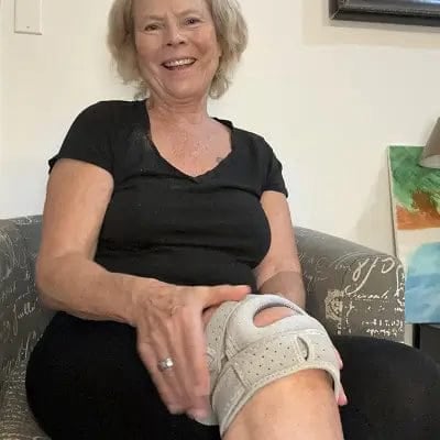 Nooro Knee Stabilizer customer-  Emily C. Florida, USA